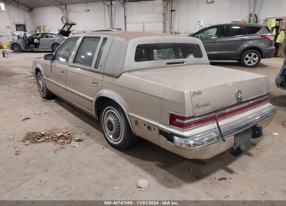 1992 CHRYSLER IMPERIAL VIN: 1C3XV56L5ND837975