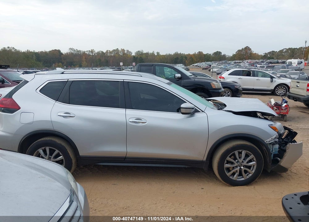 2019 NISSAN ROGUE S VIN: 5N1AT2MT6KC814002