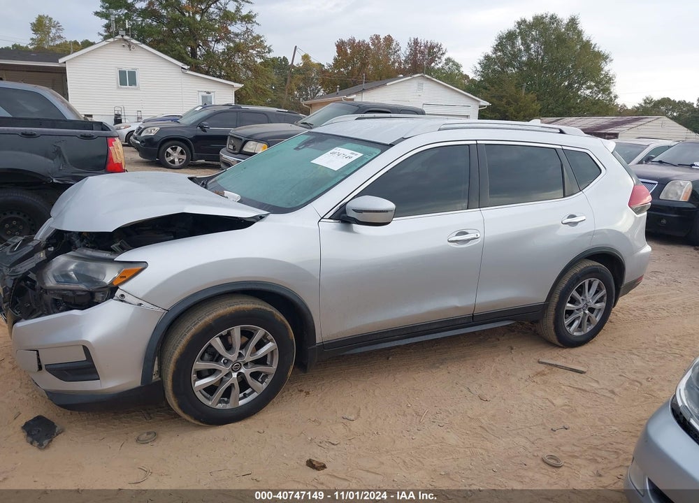 2019 NISSAN ROGUE S VIN: 5N1AT2MT6KC814002