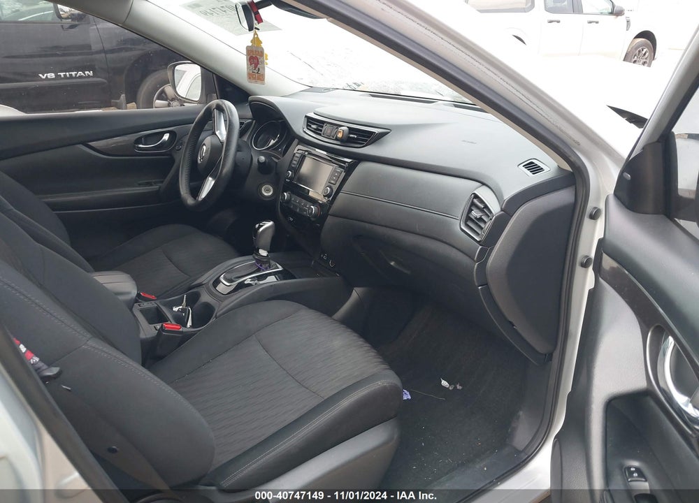 2019 NISSAN ROGUE S VIN: 5N1AT2MT6KC814002