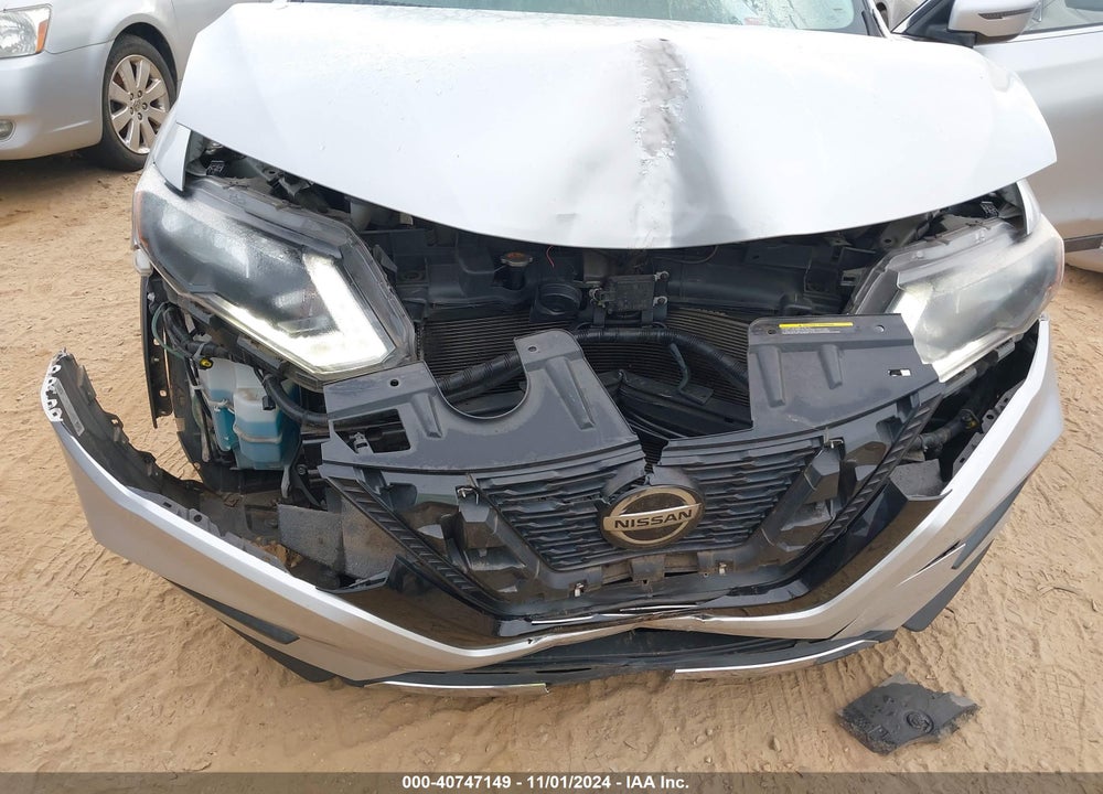 2019 NISSAN ROGUE S VIN: 5N1AT2MT6KC814002
