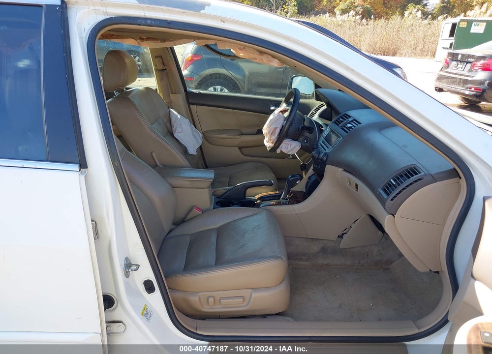 2006 HONDA ACCORD 3.0 EX VIN: 1HGCM66536A055392