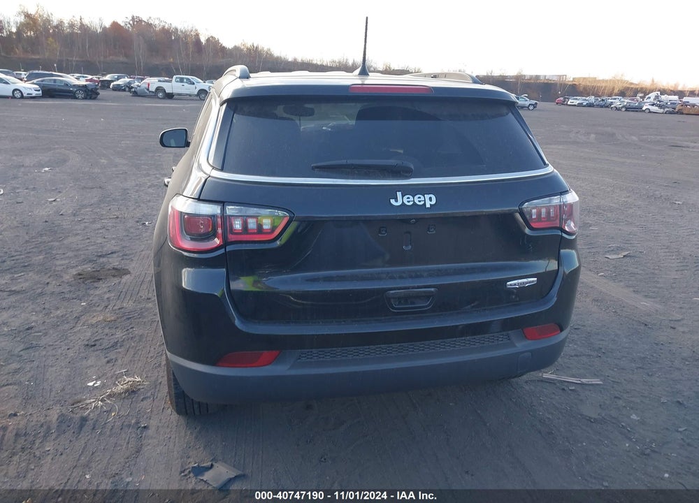 2018 JEEP COMPASS LATITUDE FWD VIN: 3C4NJCBB7JT376721