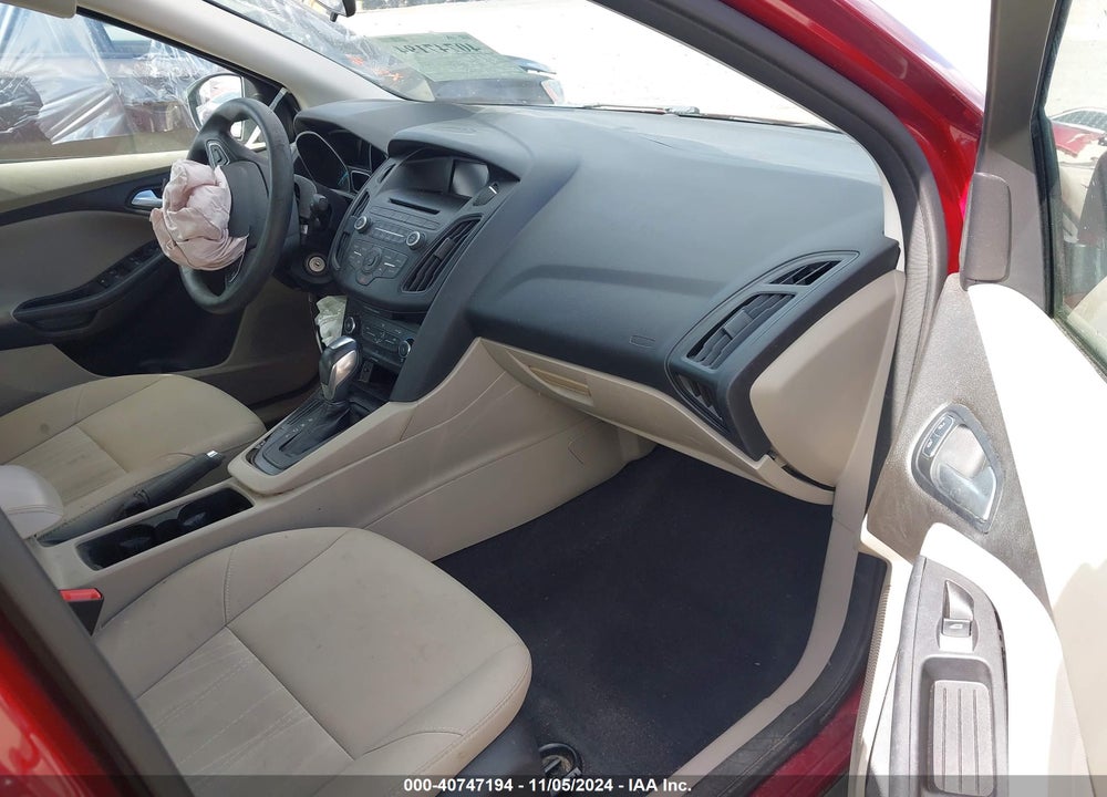 2016 FORD FOCUS SE VIN: 1FADP3F20GL279651