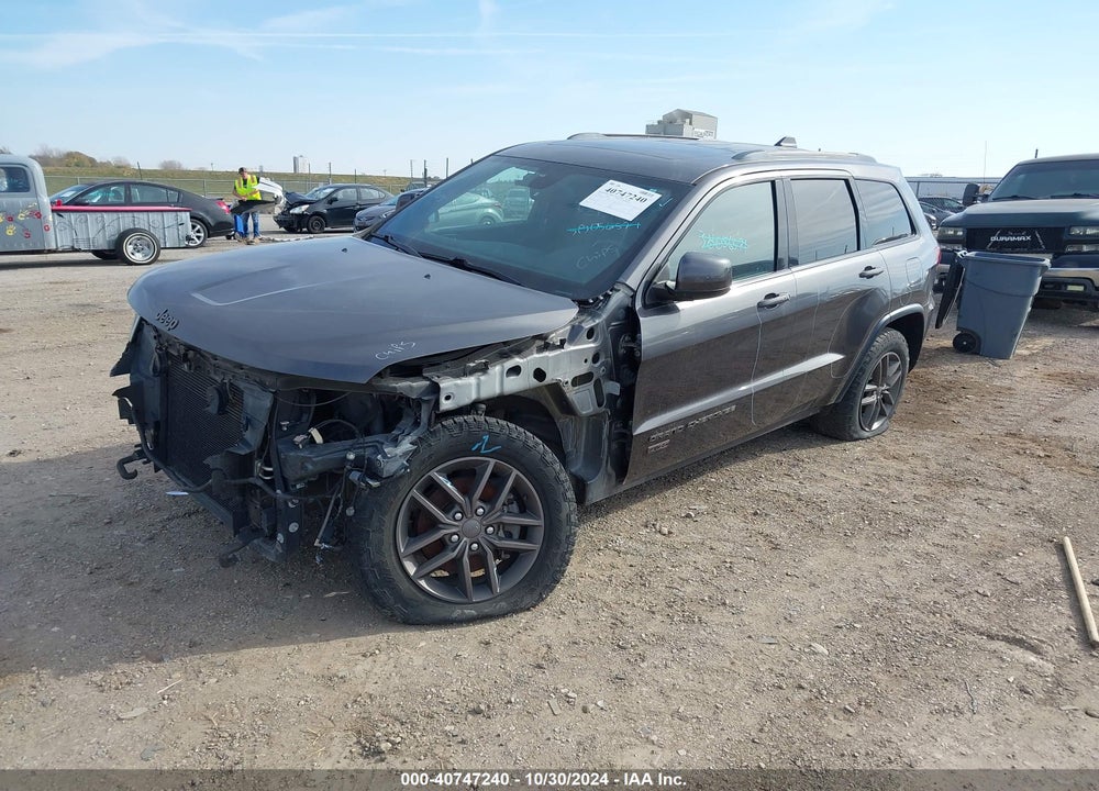 2016 JEEP GRAND CHEROKEE VIN: 1C4RJFAG1GC384592