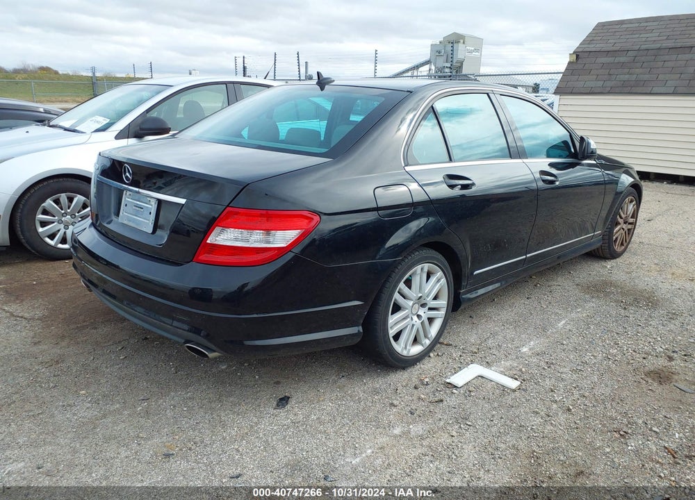 2009 MERCEDES-BENZ C 300 LUXURY/SPORT VIN: WDDGF54X19F235380