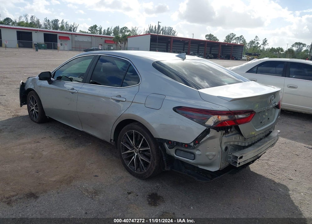2021 TOYOTA CAMRY SE VIN: 4T1G11AK0MU475627