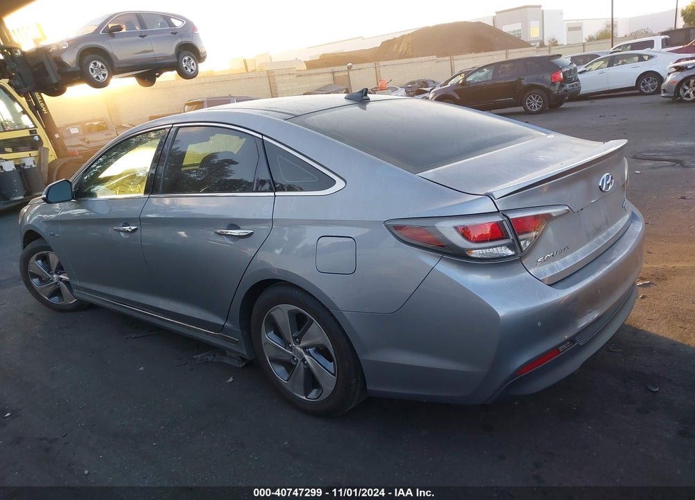 2017 HYUNDAI SONATA HYBRID LIMITED VIN: KMHE34L11HA044888