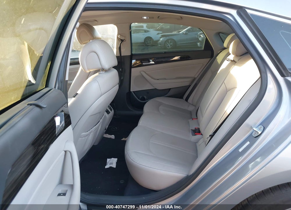 2017 HYUNDAI SONATA HYBRID LIMITED VIN: KMHE34L11HA044888