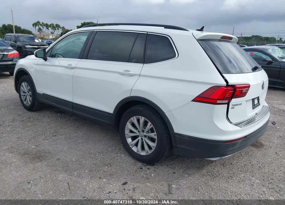 2019 VOLKSWAGEN TIGUAN 2.0T SE/2.0T SEL/2.0T SEL R-LINE/2.0T SEL R-LINE BLACK VIN: 3VV3B7AXXKM054418