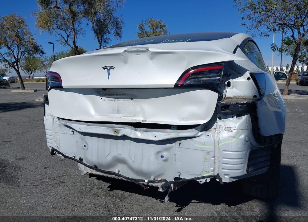 2022 TESLA MODEL 3 REAR-WHEEL DRIVE VIN: 5YJ3E1EA5NF248033