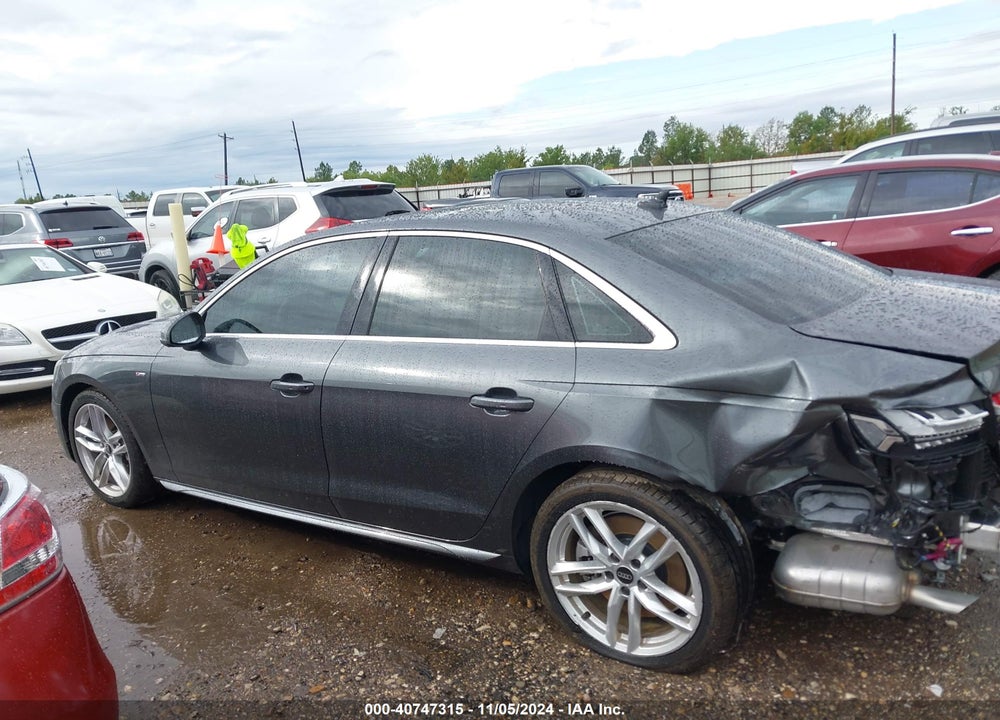 2022 AUDI A4 PREMIUM PLUS 45 TFSI S LINE QUATTRO S TRONIC VIN: WAUEAAF45NN009688