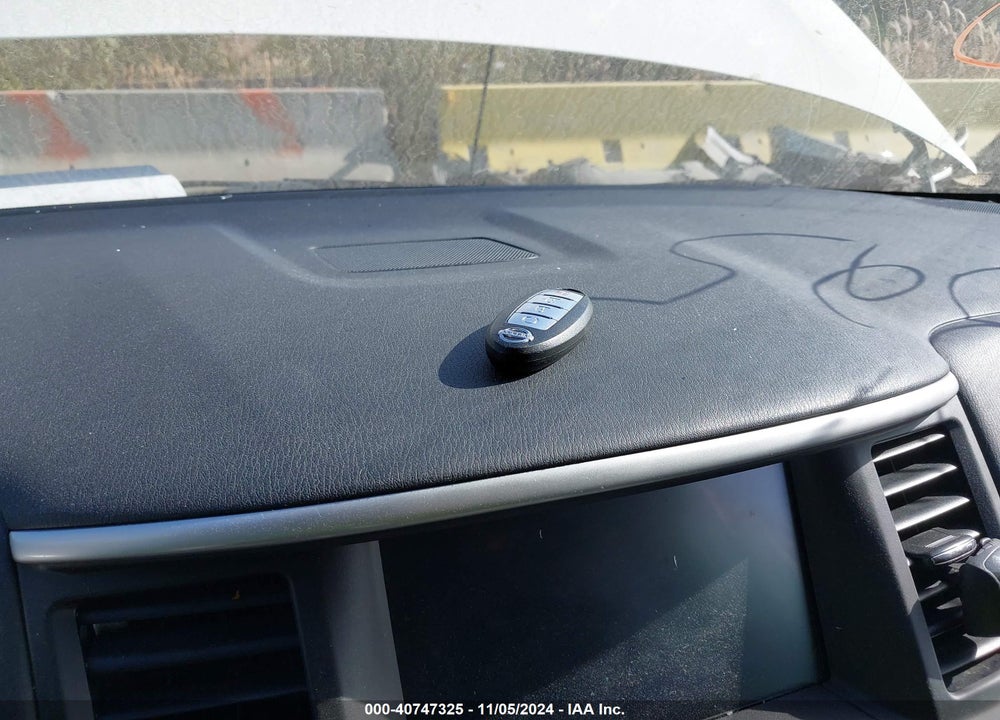 2019 NISSAN PATHFINDER SV VIN: 5N1DR2MM3KC597920
