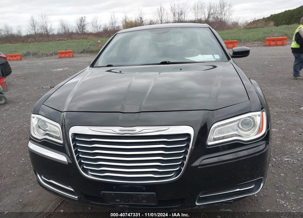 2013 CHRYSLER 300 MOTOWN VIN: 2C3CCARGXDH745905