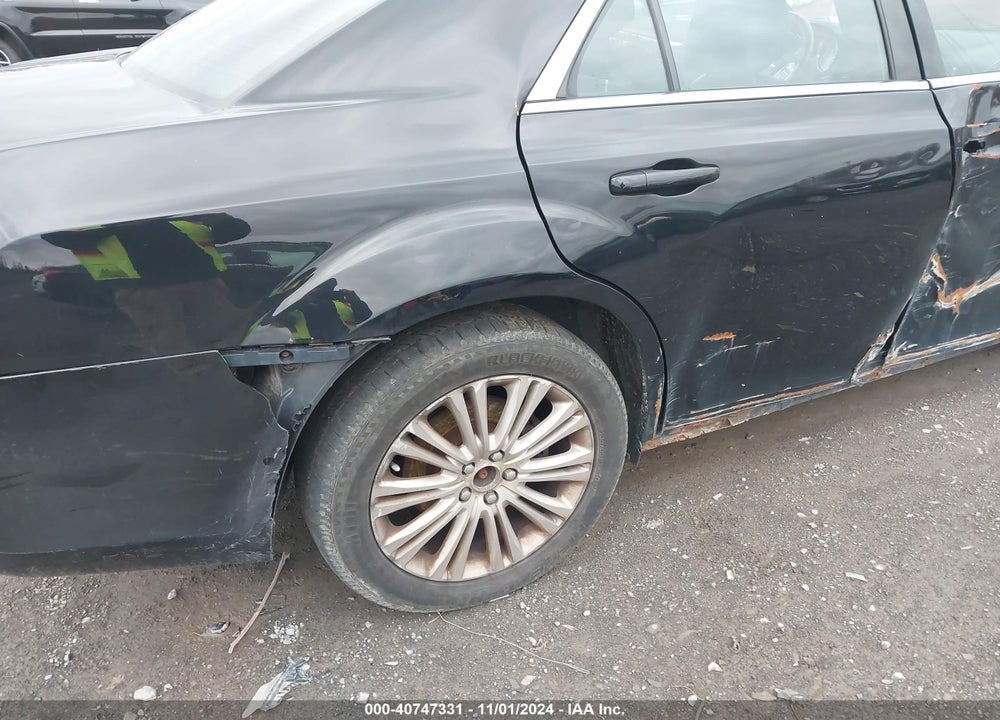 2013 CHRYSLER 300 MOTOWN VIN: 2C3CCARGXDH745905