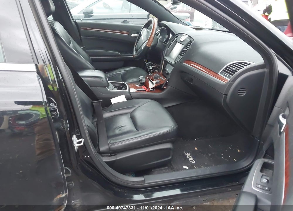 2013 CHRYSLER 300 MOTOWN VIN: 2C3CCARGXDH745905