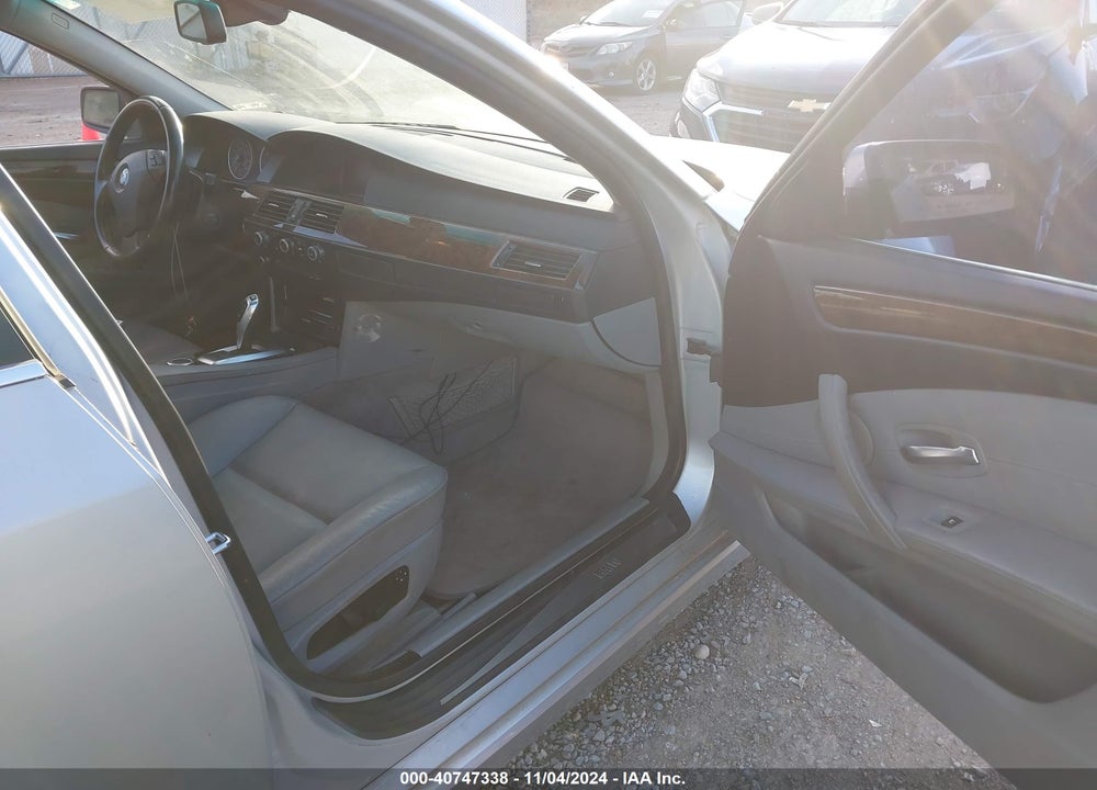 2008 BMW 528I VIN: WBANU53558C116347