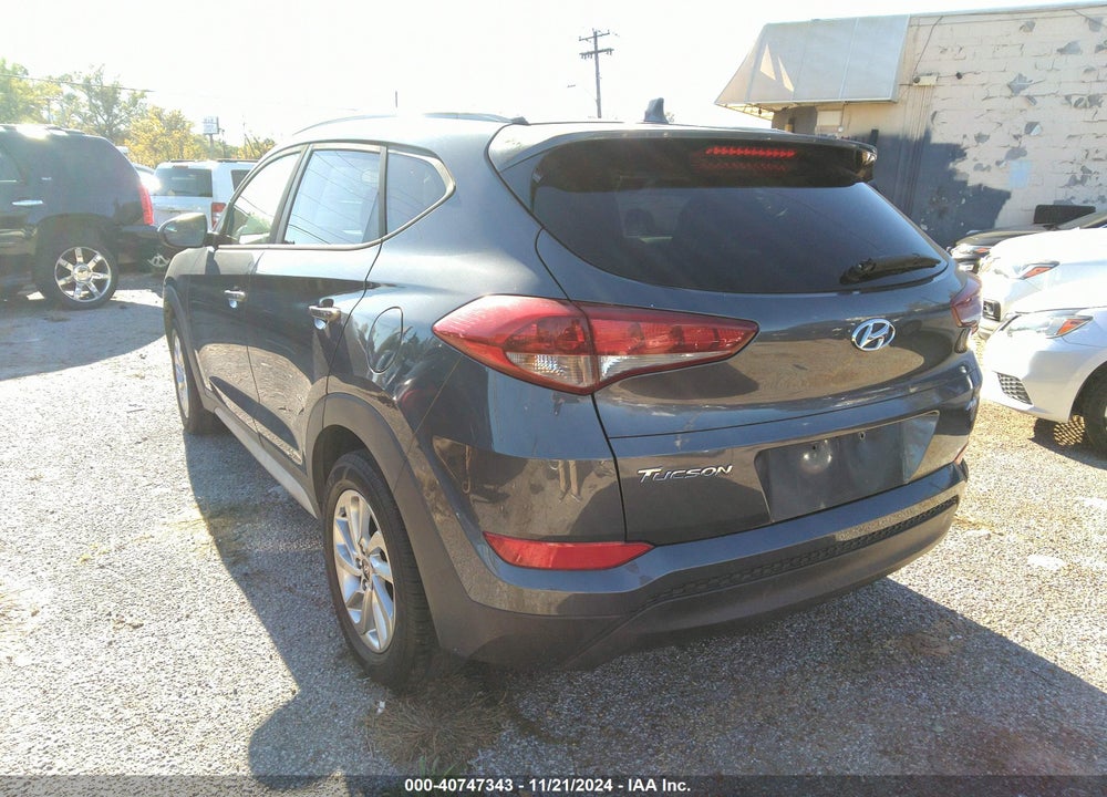 2018 HYUNDAI TUCSON SEL VIN: KM8J3CA46JU638841