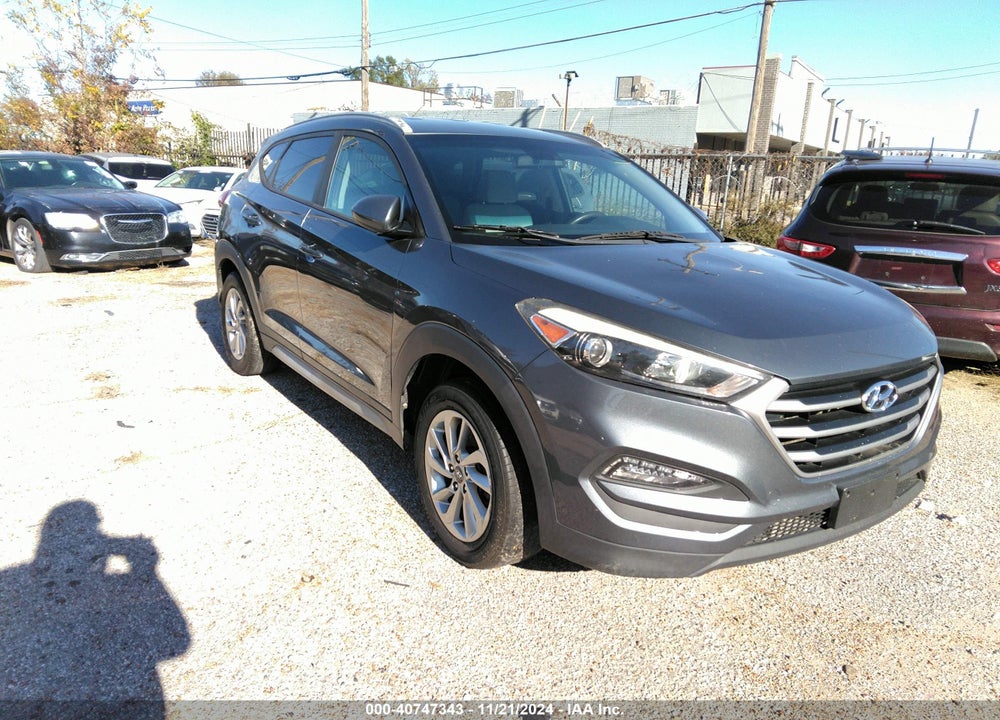 2018 HYUNDAI TUCSON SEL VIN: KM8J3CA46JU638841