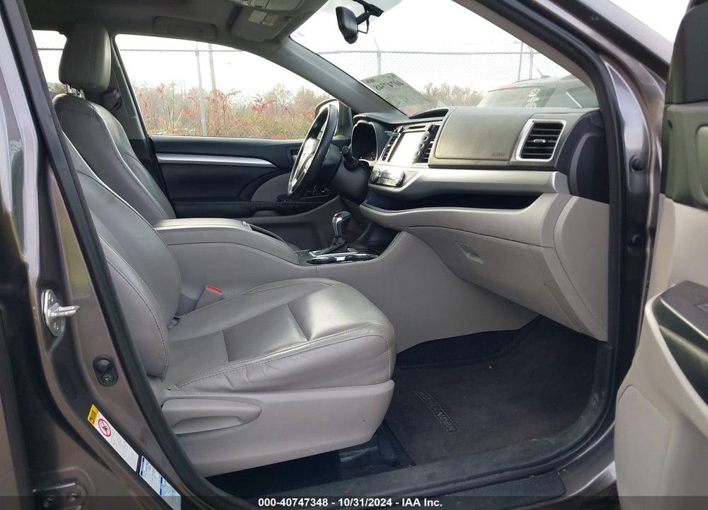 2016 TOYOTA HIGHLANDER XLE V6 VIN: 5TDJKRFH4GS232835