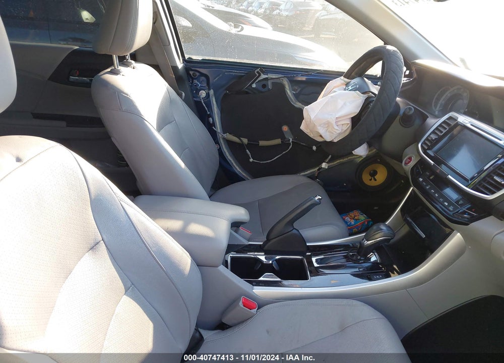 2016 HONDA ACCORD EX-L V-6 VIN: 1HGCR3F82GA026140