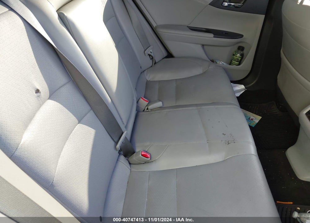 2016 HONDA ACCORD EX-L V-6 VIN: 1HGCR3F82GA026140