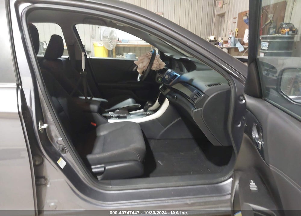 2013 HONDA ACCORD SPORT VIN: 1HGCR2F58DA273433