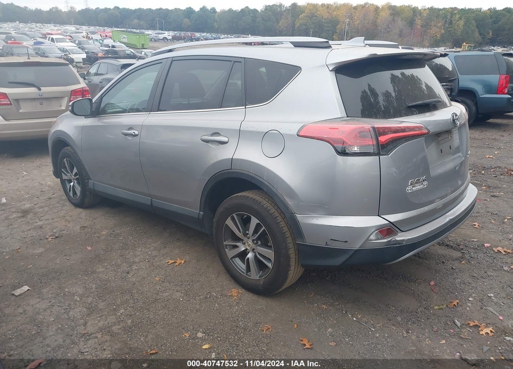 2018 TOYOTA RAV4 ADVENTURE/XLE VIN: 2T3WFREV3JW437747