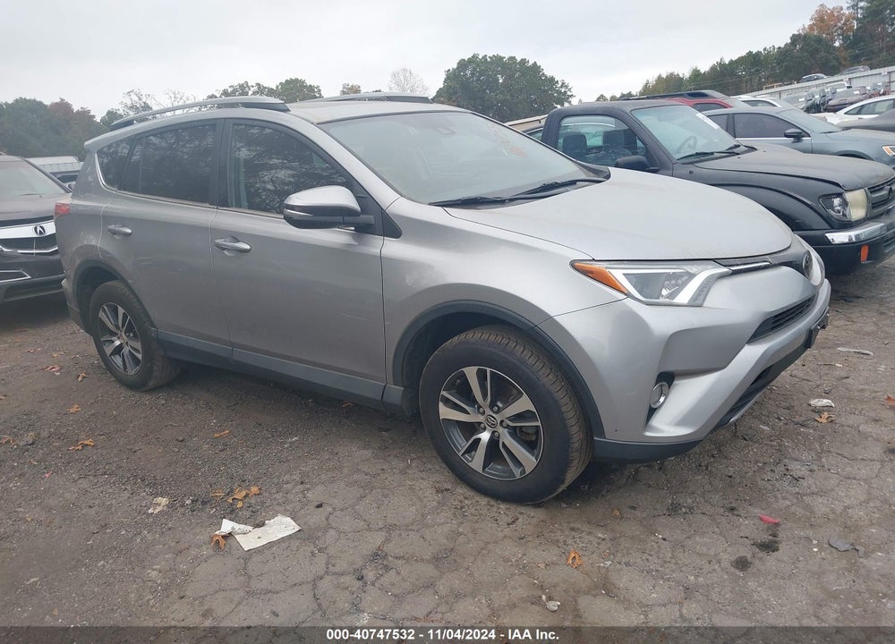 2018 TOYOTA RAV4 ADVENTURE/XLE VIN: 2T3WFREV3JW437747
