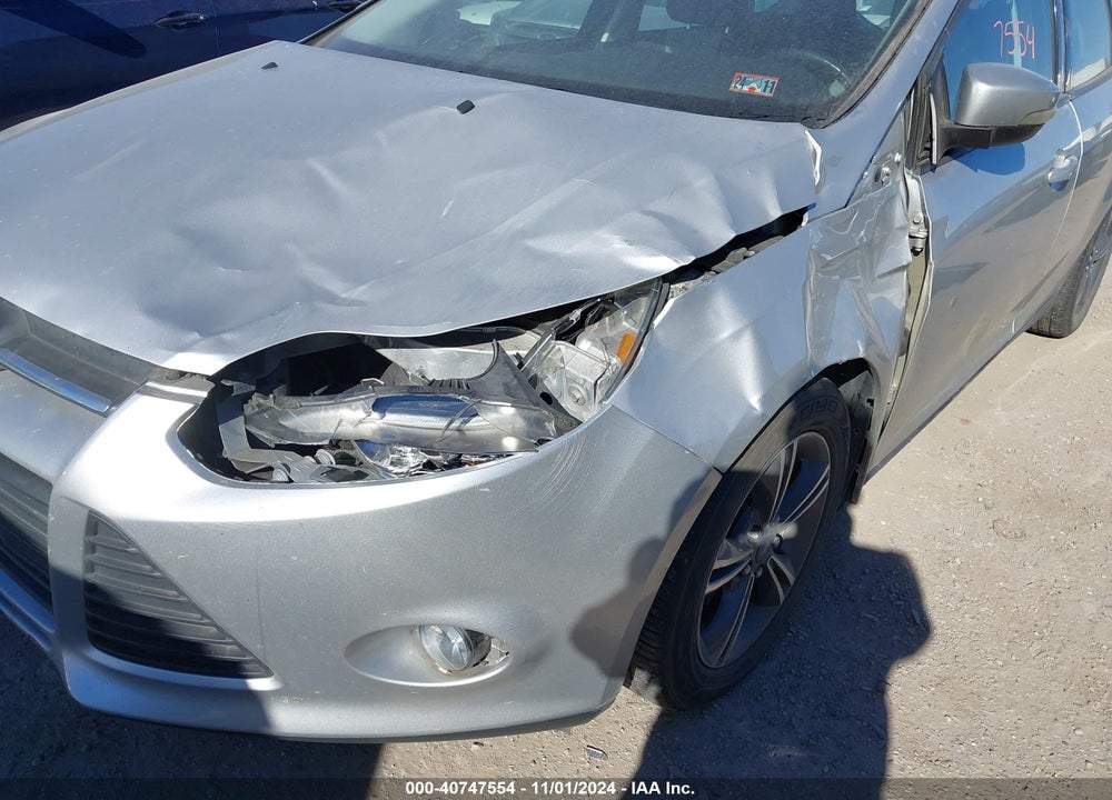 2014 FORD FOCUS SE VIN: 1FADP3K25EL403951
