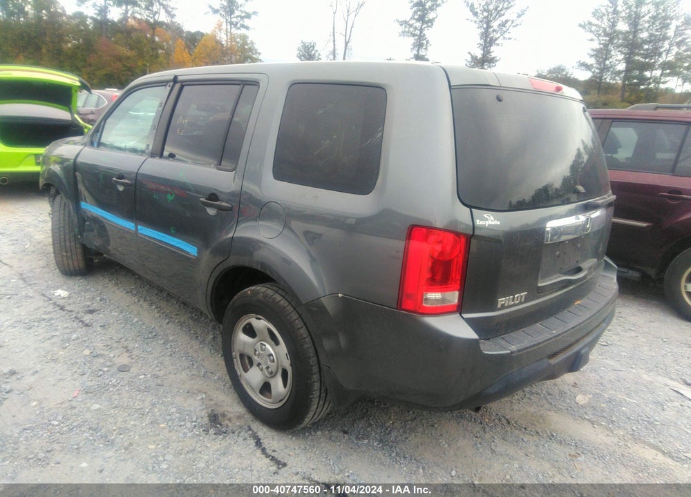 2012 HONDA PILOT LX VIN: 5FNYF3H22CB032947