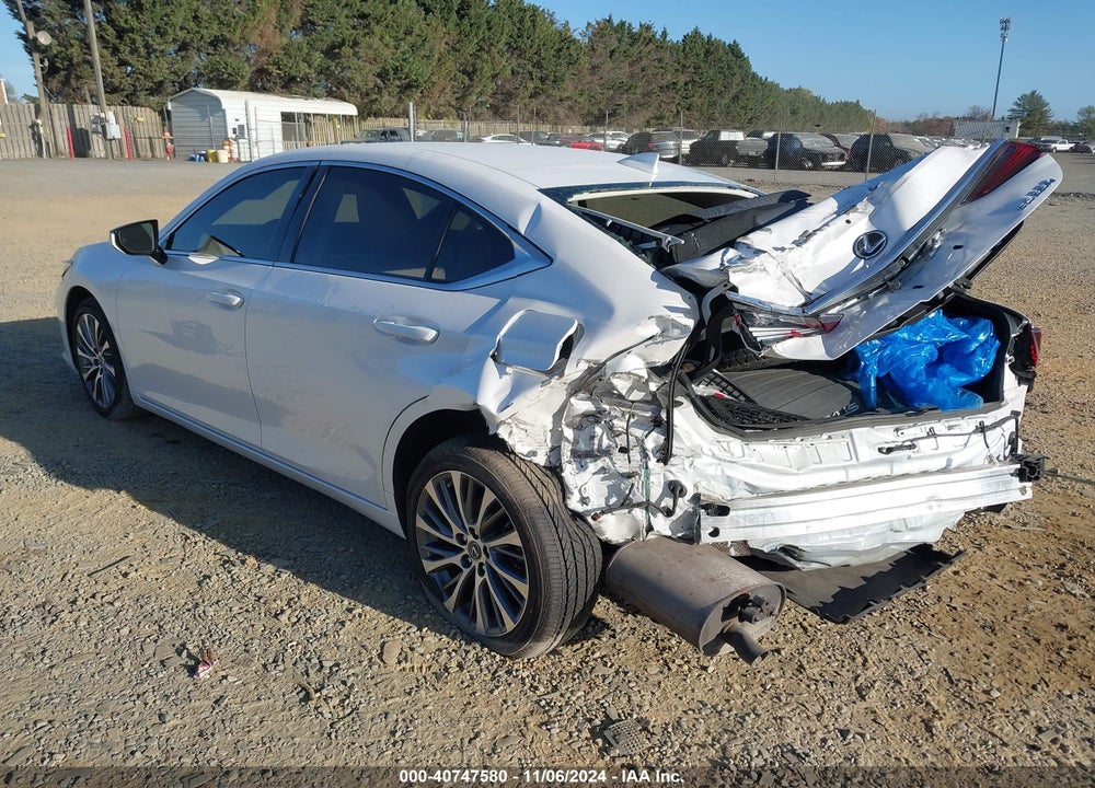 2021 LEXUS ES 350 VIN: 58ADZ1B19MU083661