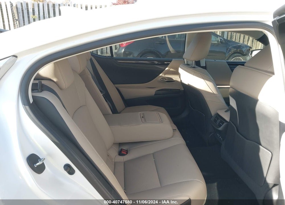 2021 LEXUS ES 350 VIN: 58ADZ1B19MU083661