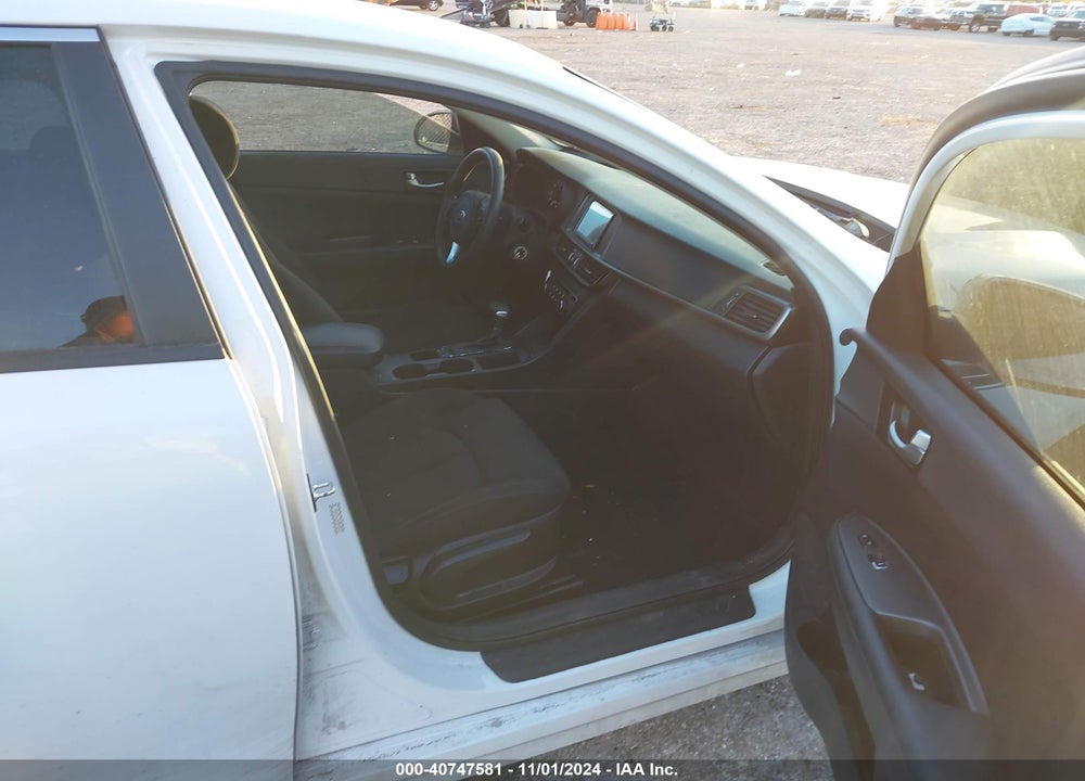 2016 KIA OPTIMA LX VIN: KNAGT4L38G5098207