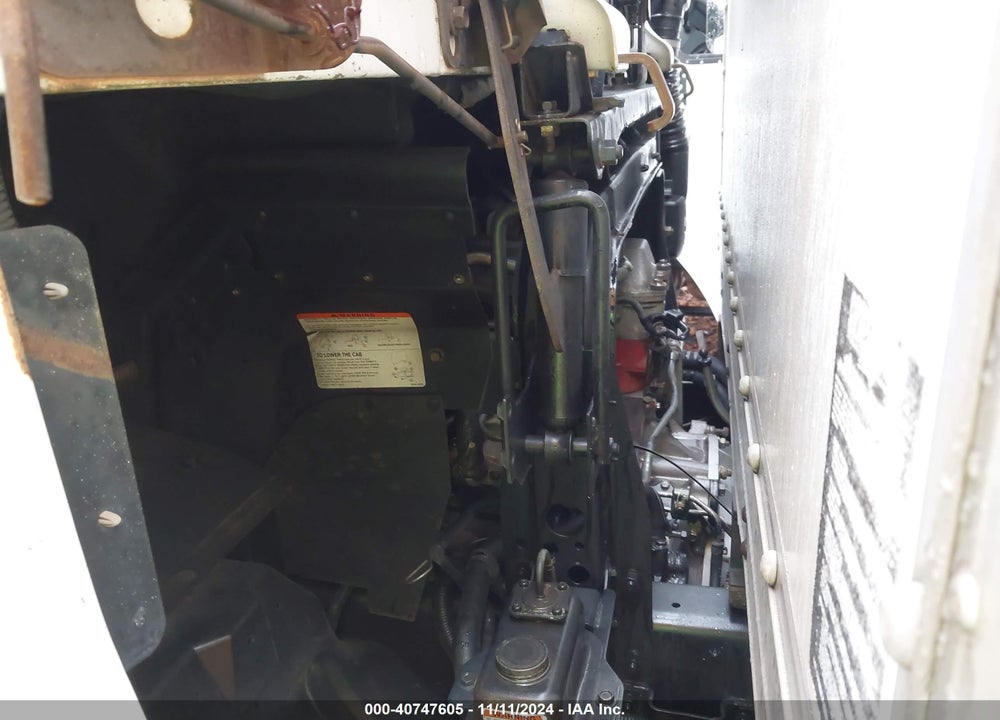 2005 NISSAN DIESEL UD2600 VIN: JNAPA80H95AN50298
