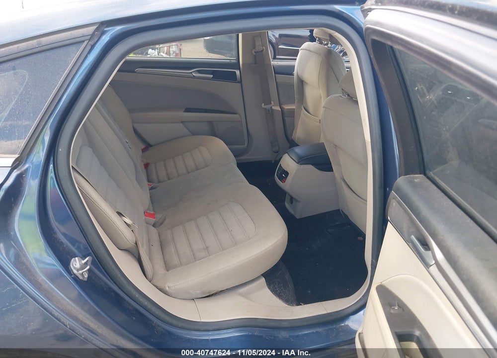 2018 FORD FUSION SE VIN: 3FA6P0HD0JR199247