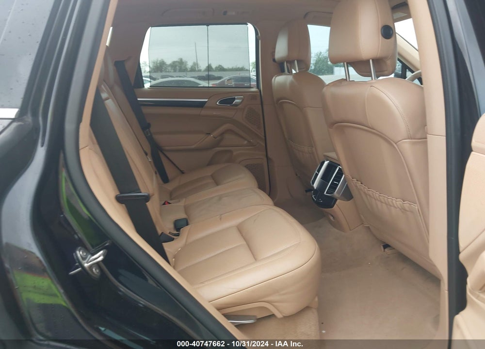 2016 PORSCHE CAYENNE VIN: WP1AA2A22GKA10443