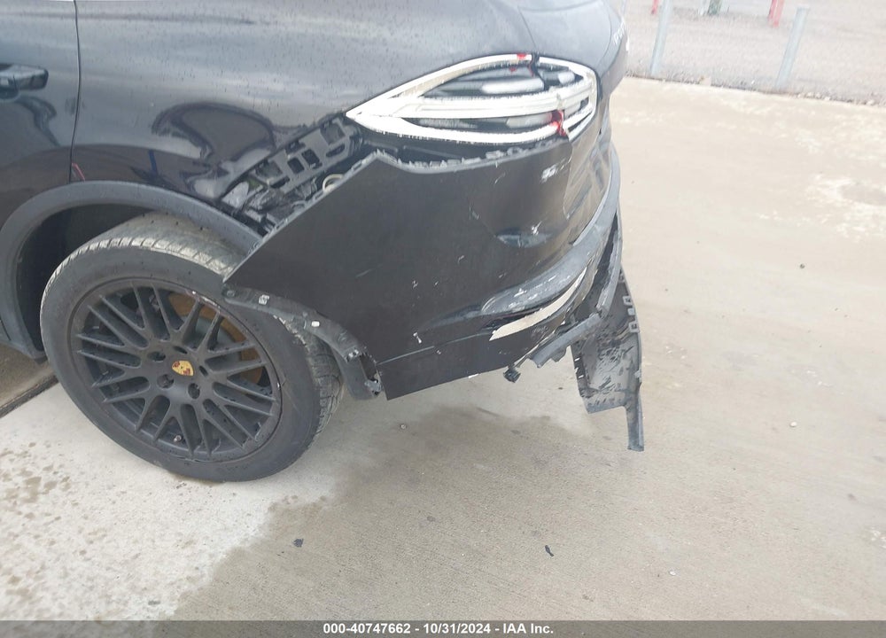 2016 PORSCHE CAYENNE VIN: WP1AA2A22GKA10443