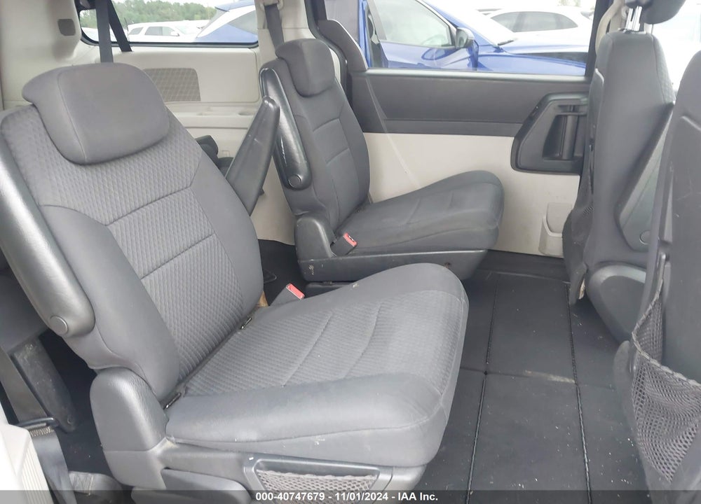 2010 DODGE GRAND CARAVAN SE VIN: 2D4RN4DE8AR326287