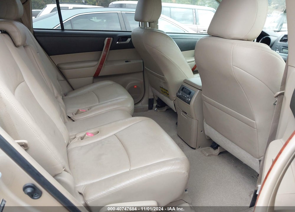 2008 TOYOTA HIGHLANDER LIMITED VIN: JTEDS42A382008677