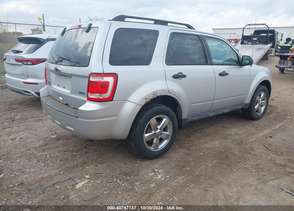2011 FORD ESCAPE XLT VIN: 1FMCU0DG5BKB71743