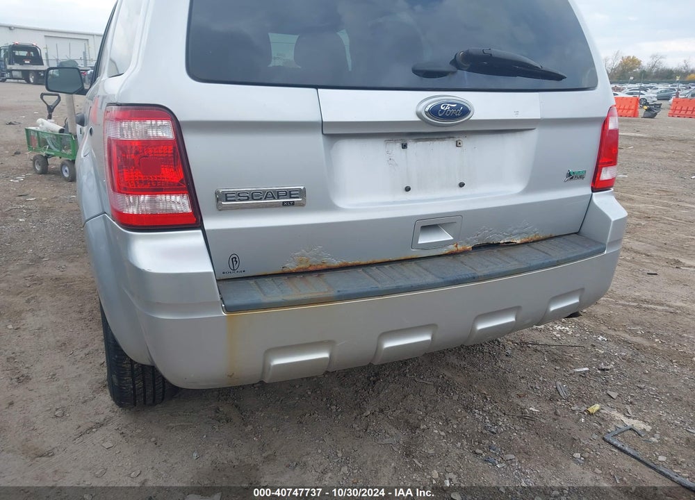 2011 FORD ESCAPE XLT VIN: 1FMCU0DG5BKB71743