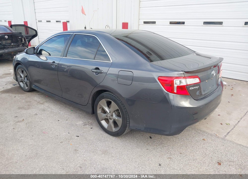 2014 TOYOTA CAMRY SE SPORT VIN: 4T1BF1FK4EU309018