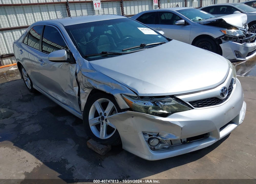 2014 TOYOTA CAMRY SE VIN: 4T1BF1FK2EU346911