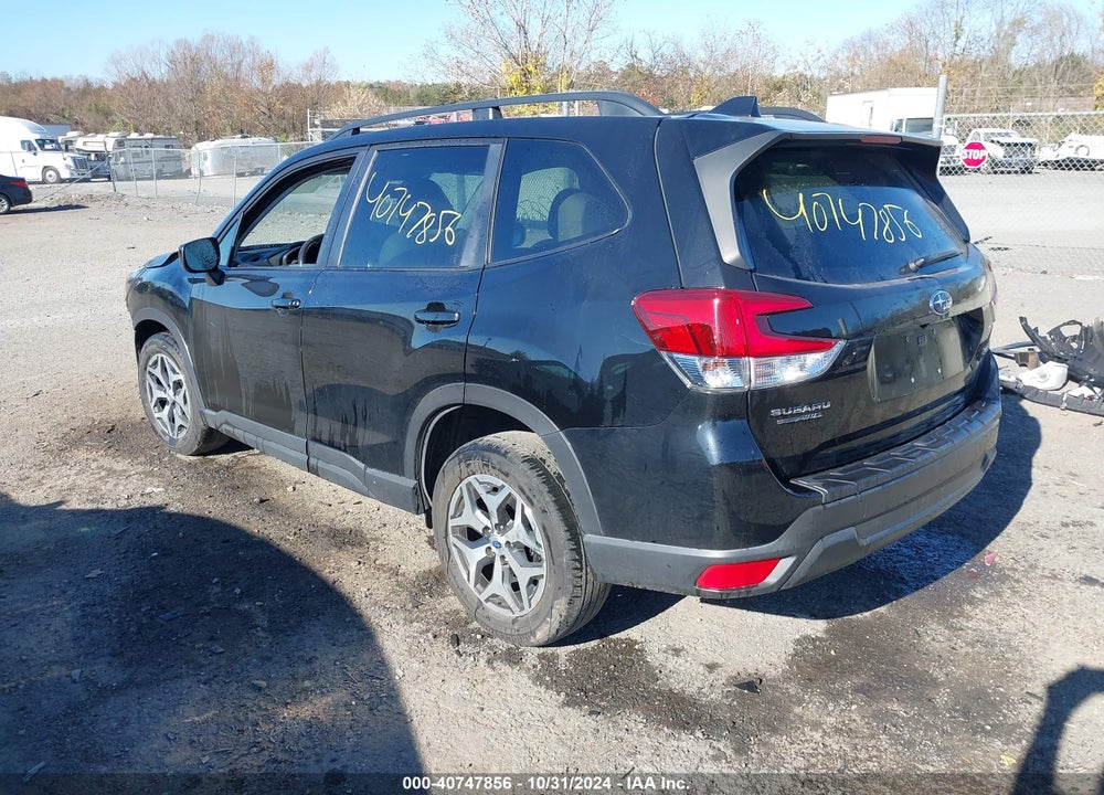 2021 SUBARU FORESTER PREMIUM VIN: JF2SKAJC7MH404066