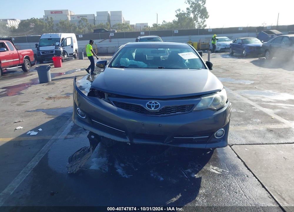 2013 TOYOTA CAMRY SE VIN: 4T1BF1FKXDU654035