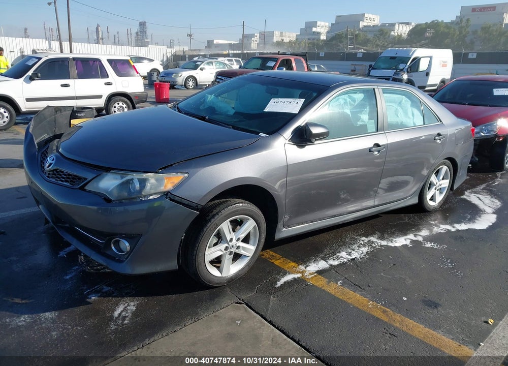 2013 TOYOTA CAMRY SE VIN: 4T1BF1FKXDU654035
