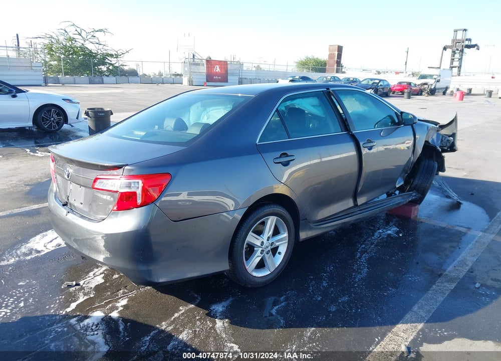 2013 TOYOTA CAMRY SE VIN: 4T1BF1FKXDU654035