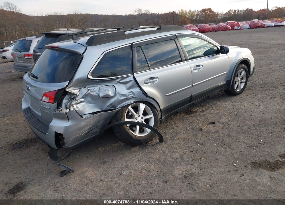 2014 SUBARU OUTBACK 2.5I LIMITED VIN: 4S4BRBLC4E3244025