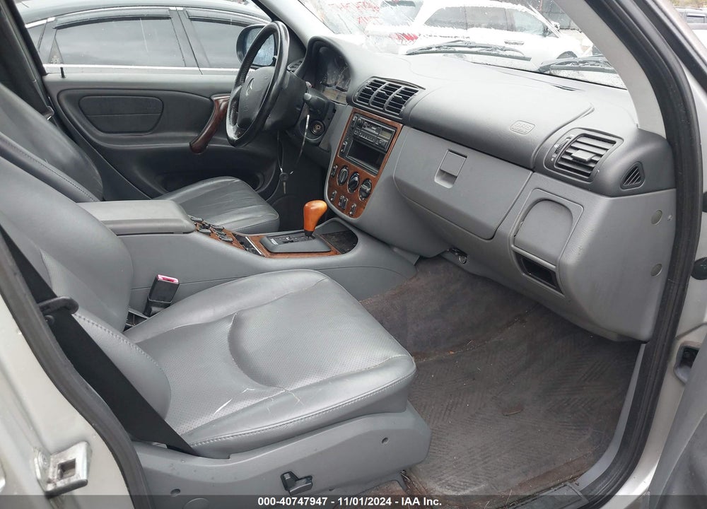 1999 MERCEDES-BENZ ML 430 VIN: 4JGAB72E7XA074919